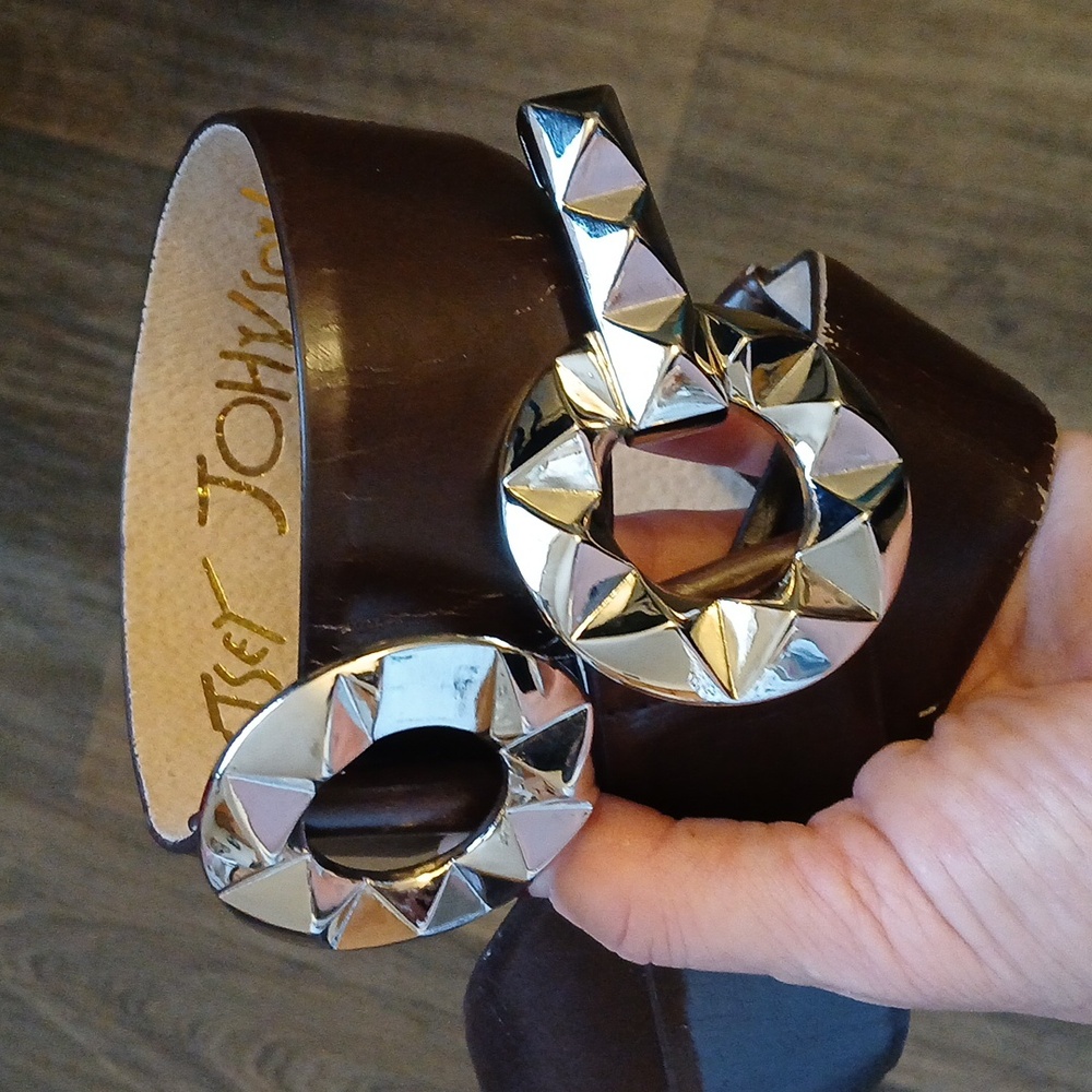 Vintage Betsey Johnson Brown Leather Silver Studded Belt. BBP663
